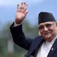 उम्मेदवारी दर्तागर्न एमालेका अध्यक्ष केपी ओली झापामा