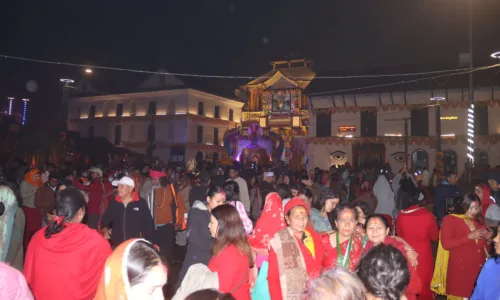 आज महाशिवरात्रि, बिहान सबेरैबाट पशुपति क्षेत्रमा साधुसन्त र भक्तजनको चहलपहल