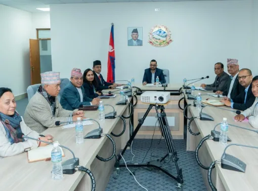 संविधान संशोधनको बिषय बिवादमा, जनसंविधान माग्नेलाई बैठकमै बोलाइएन