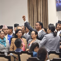 आज पनि संसदको अवरोध कायमै, प्रधानमन्त्रि र अर्थमन्त्रिको बिरोध जारी, केहीबेर मौन धारण
