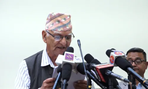 राजमोका अध्यक्ष केसीद्वारा संविधान संशोधनगर्दा संघीय शासन हटाउनुपर्ने दाबि