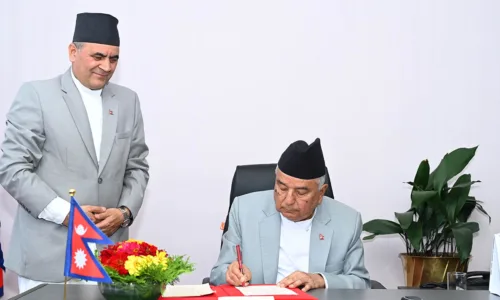 संवैधानिक परिषद्सम्बन्धी अध्यादेश फिर्ता, राष्ट्रपतिबाट संविधानको रक्षागर्ने प्रयास गरेको दाबि