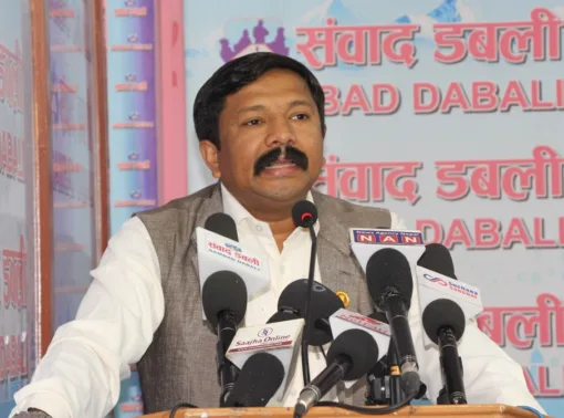 सुकुम्बासीहरु चरणबद्ध आन्दोलनमा, राजमार्ग ठप्पपार्ने घोषणा