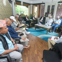 आज पनि एमालेको सचिवालय बैठक जारी, अध्यक्ष फेर्न उपाध्यक्षहरु परिचालित